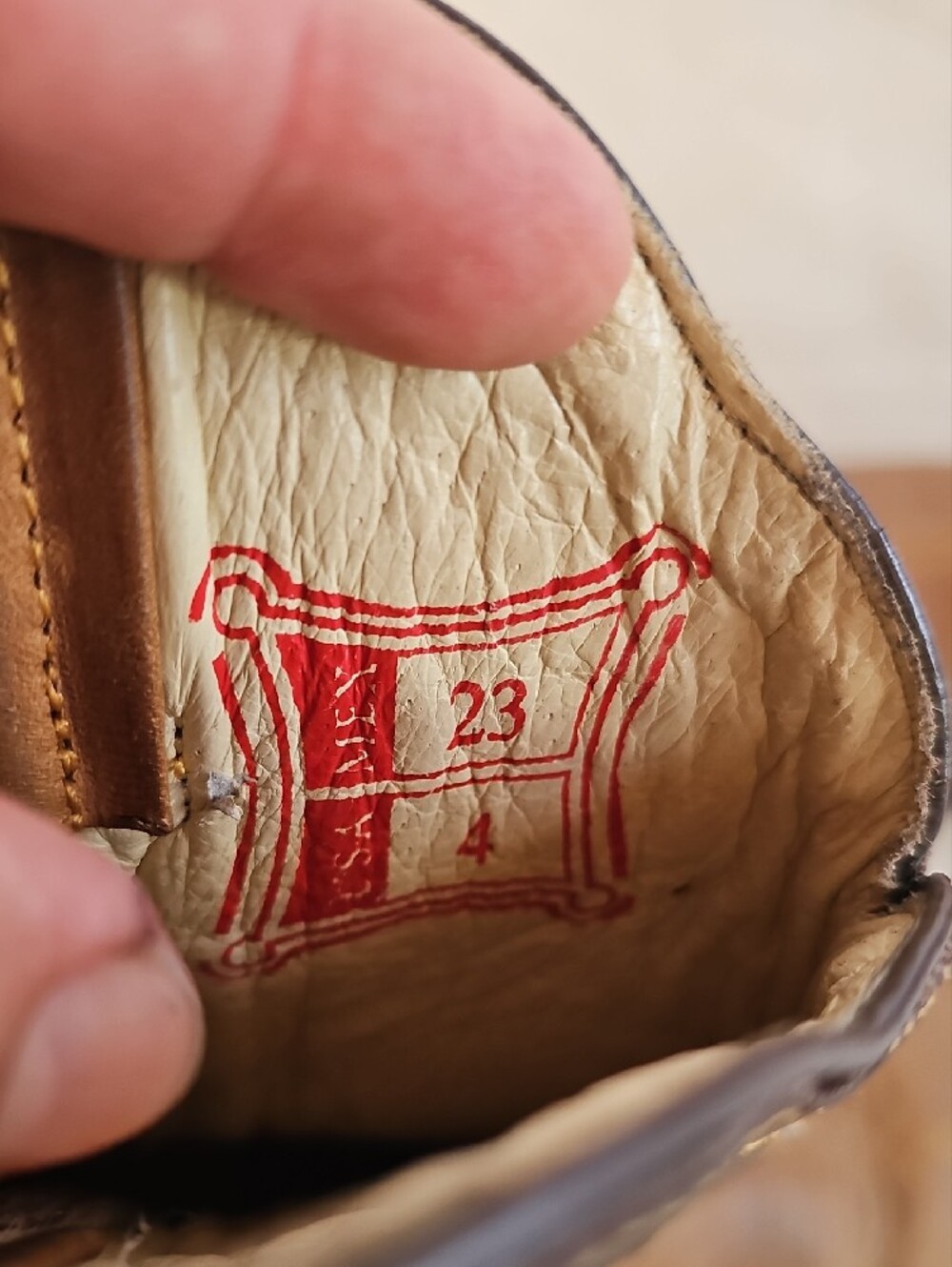 Boys, Two-Tone Tan Western Cowboy Boots with Embroidered Shaft - Picture 3 of 13